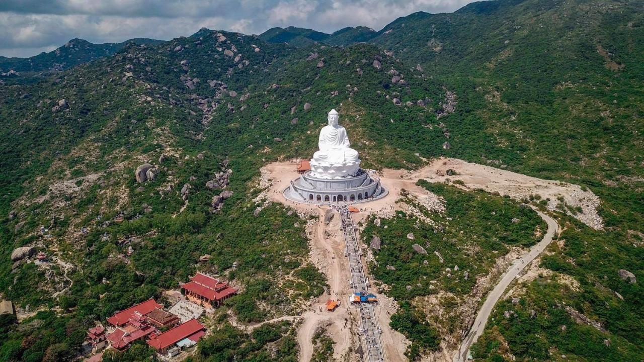 Hotel Thu Trang Quy Nhon Buitenkant foto